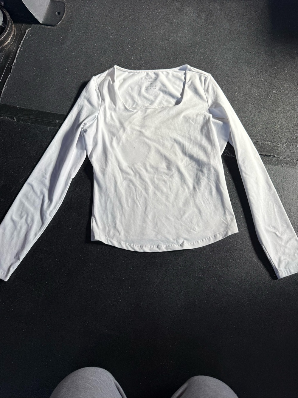 Classic Long-Sleeve Scoop Neck Top - White